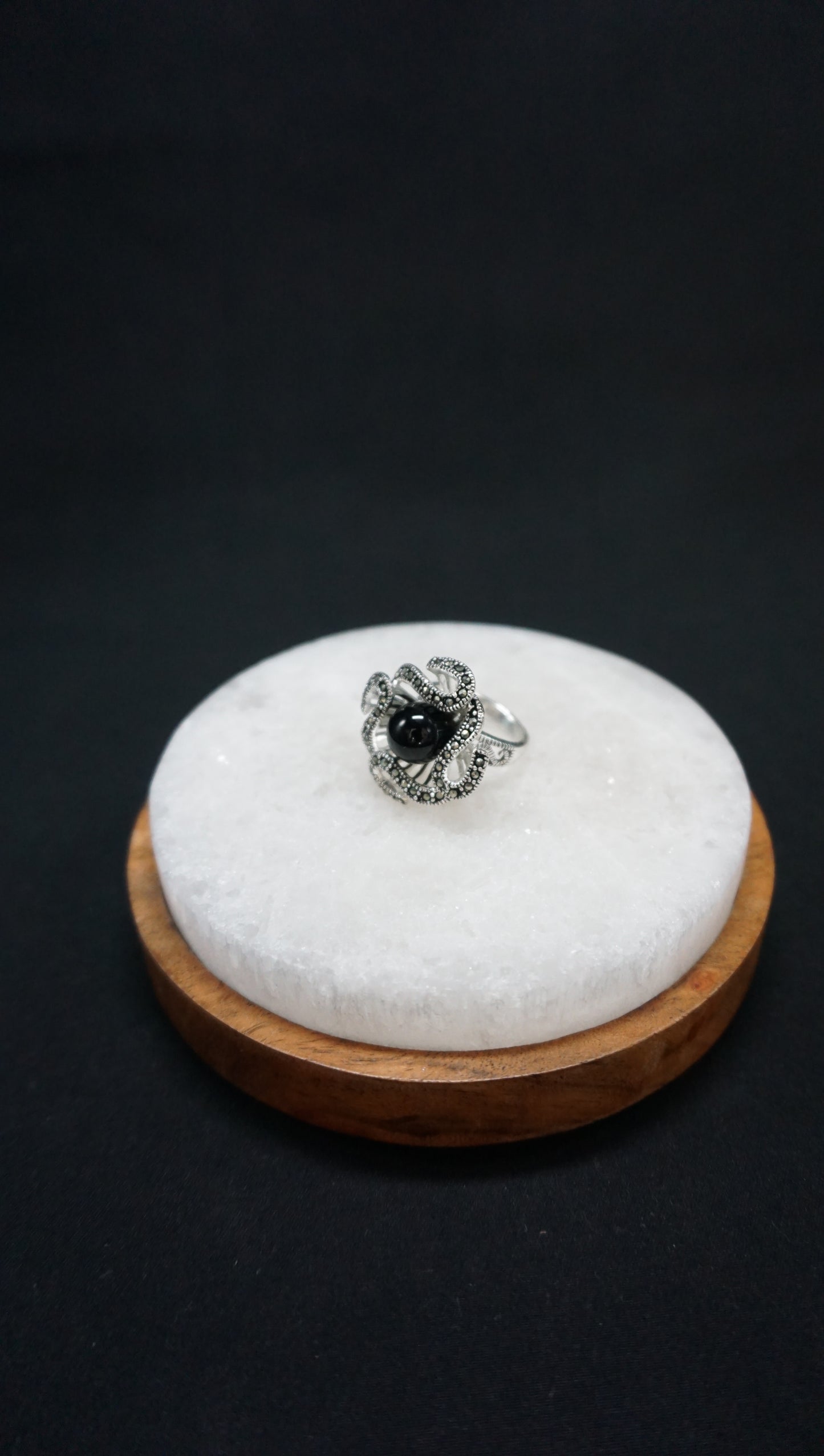 Onyx S.S. Ring