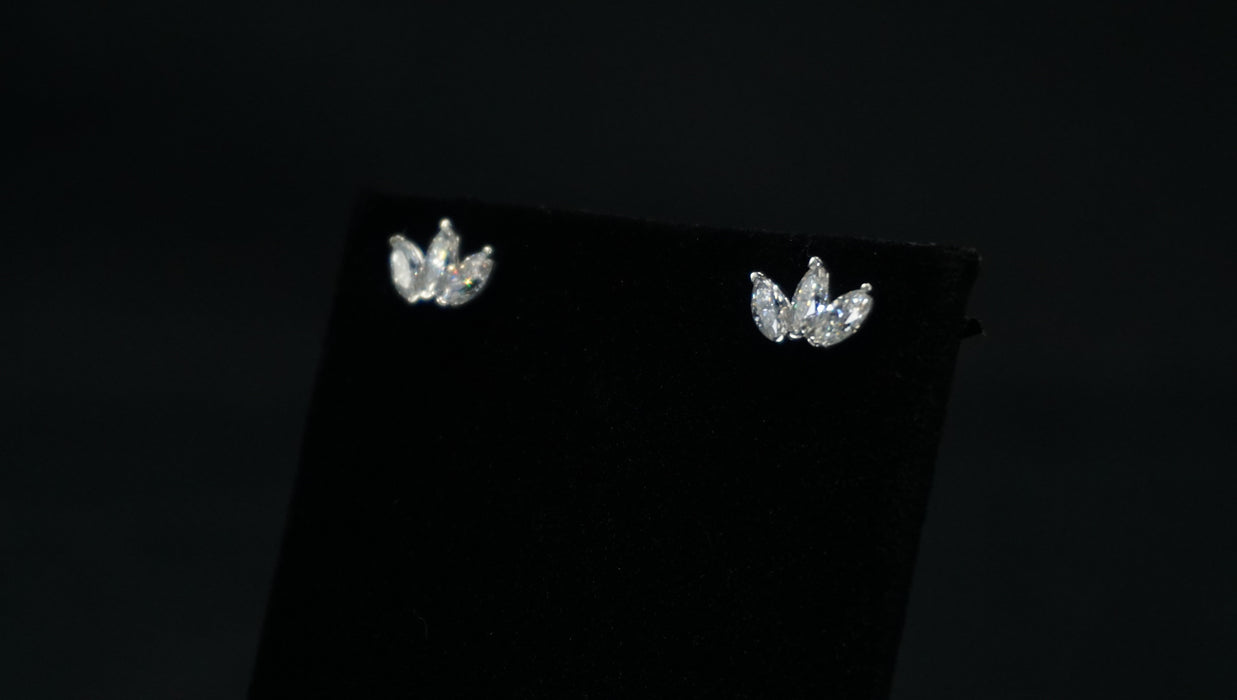 Moissanite 3 leaf Stud Earrings