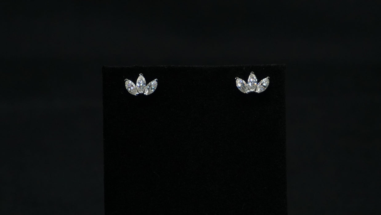 Moissanite 3 leaf Stud Earrings