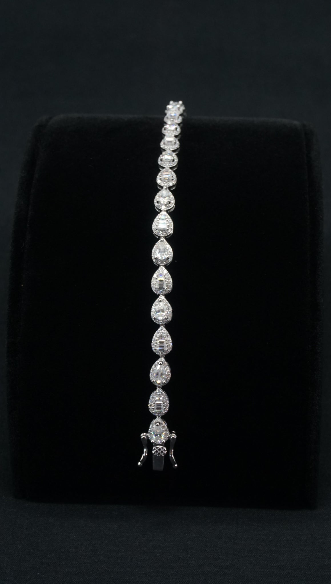 Moissanite Pear Shaped Tennis Bracelet