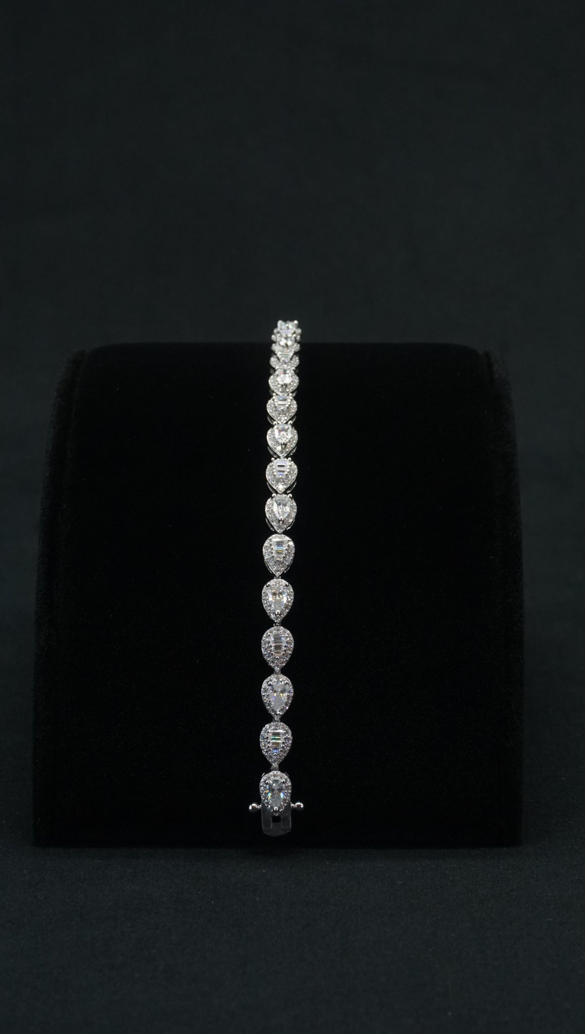 Moissanite Pear Shaped Tennis Bracelet